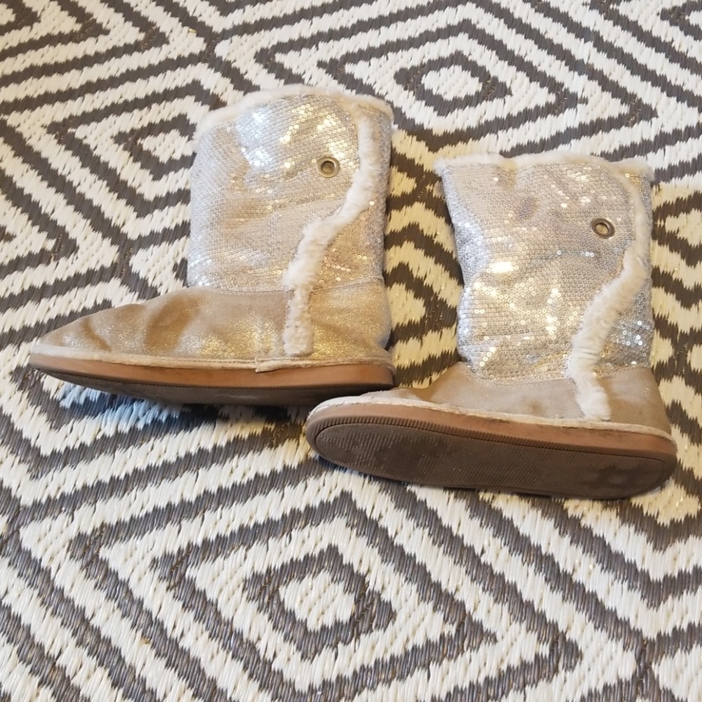 Girls sz 3 sparkle boots